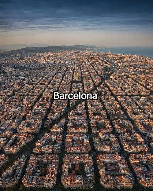 Barcelona Aerial Cityscape View - Related 4K Wallpapers wallpaper