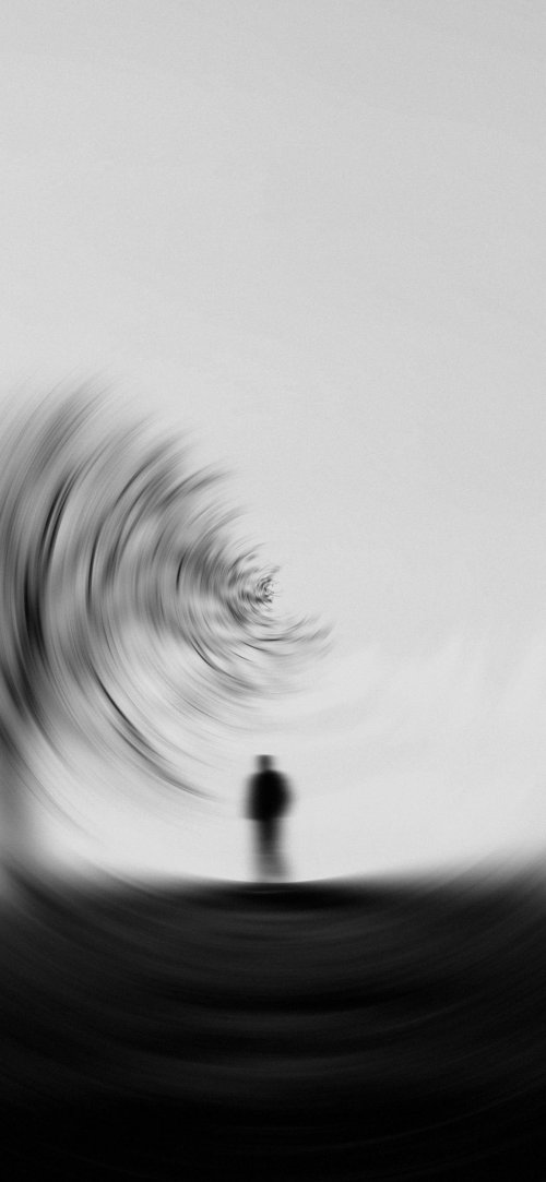 Blurred Figure in Monochrome - Related 4K Wallpapers wallpaper