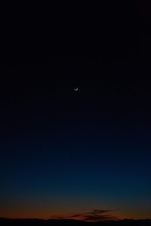 Crescent Moon Nightscape
