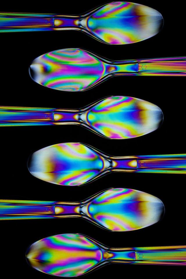 Iridescent Spoon Array - Related Dark Wallpapers wallpaper