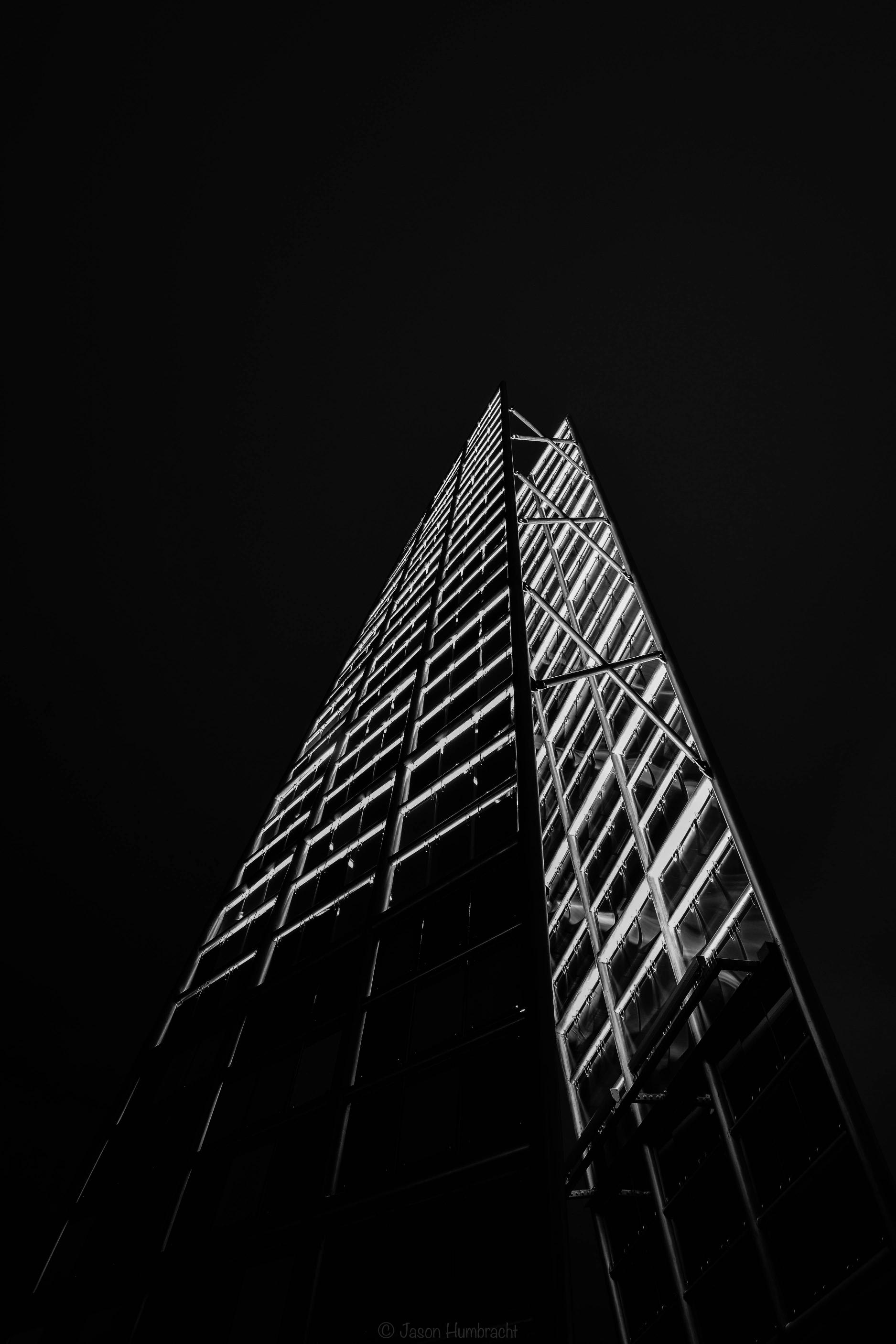Monochrome Skyscraper Ascend - Related Dark Wallpapers wallpaper
