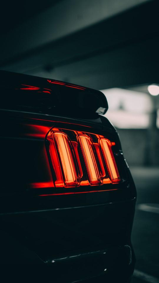 Mustang Taillight Glow