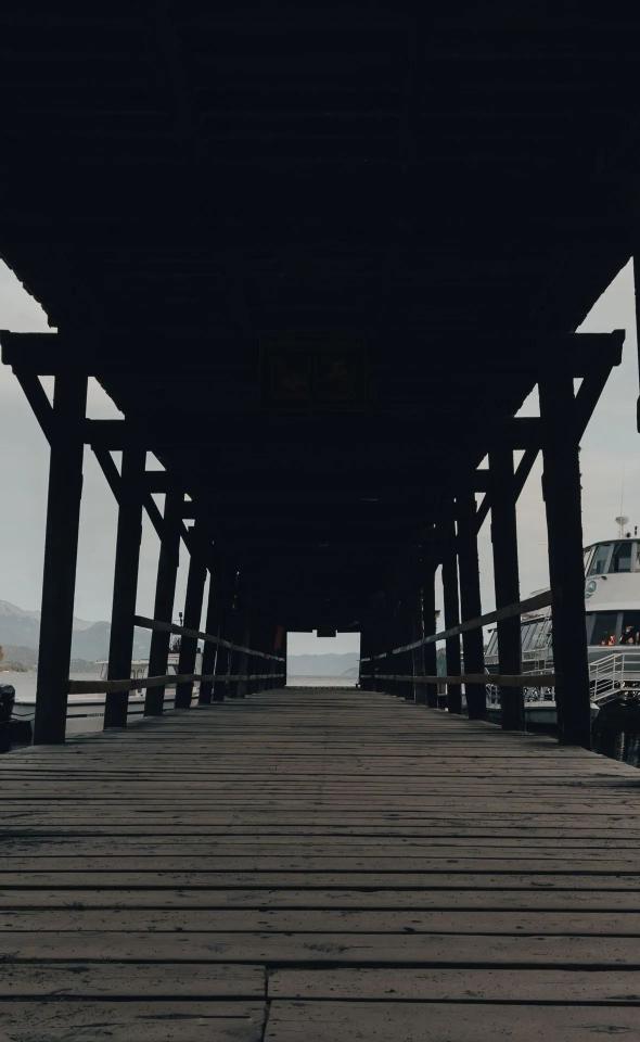 Pier's End Vista