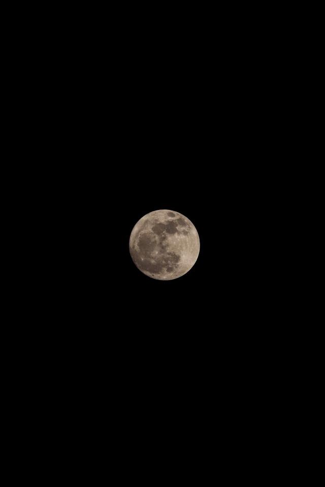Solitary Full Moon - Related Dark Wallpapers wallpaper