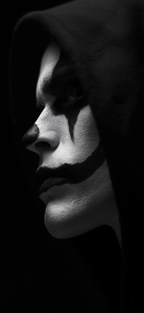 Dark Hooded Clown Portrait - clown Wallpaper