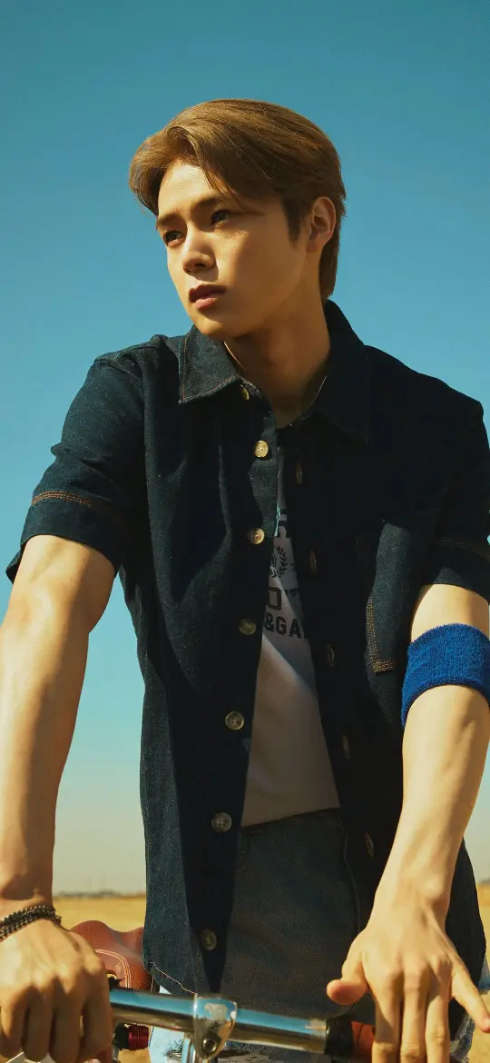 Denim Jacket and Sky - Related Ghetto Wallpapers wallpaper