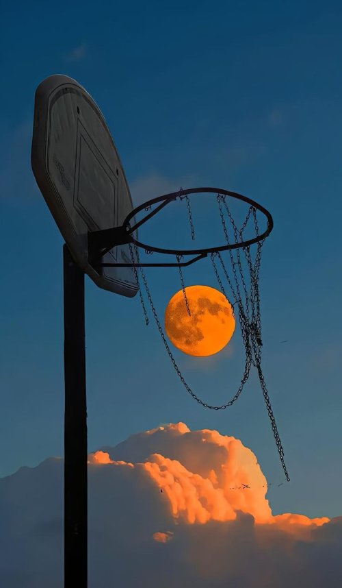 Basketball Hoop Moon Shot - basketball Wallpaper