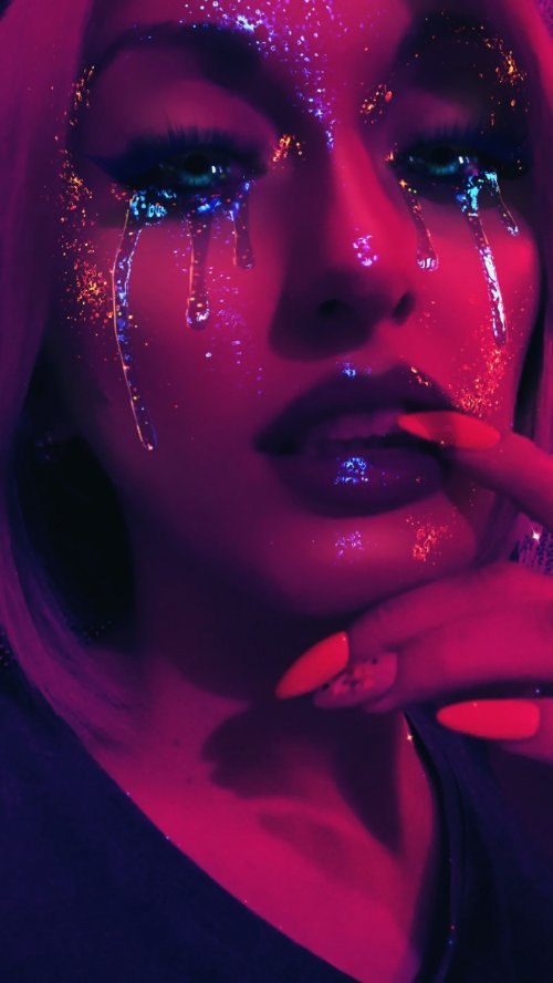 Neon Glitter Tears - cyberpunk Wallpaper