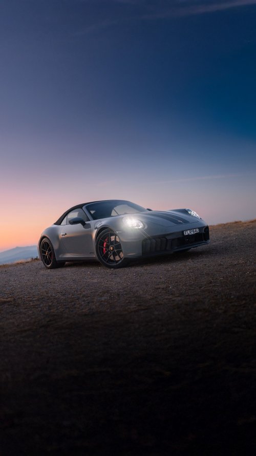 Porsche GTS Sunset Drive