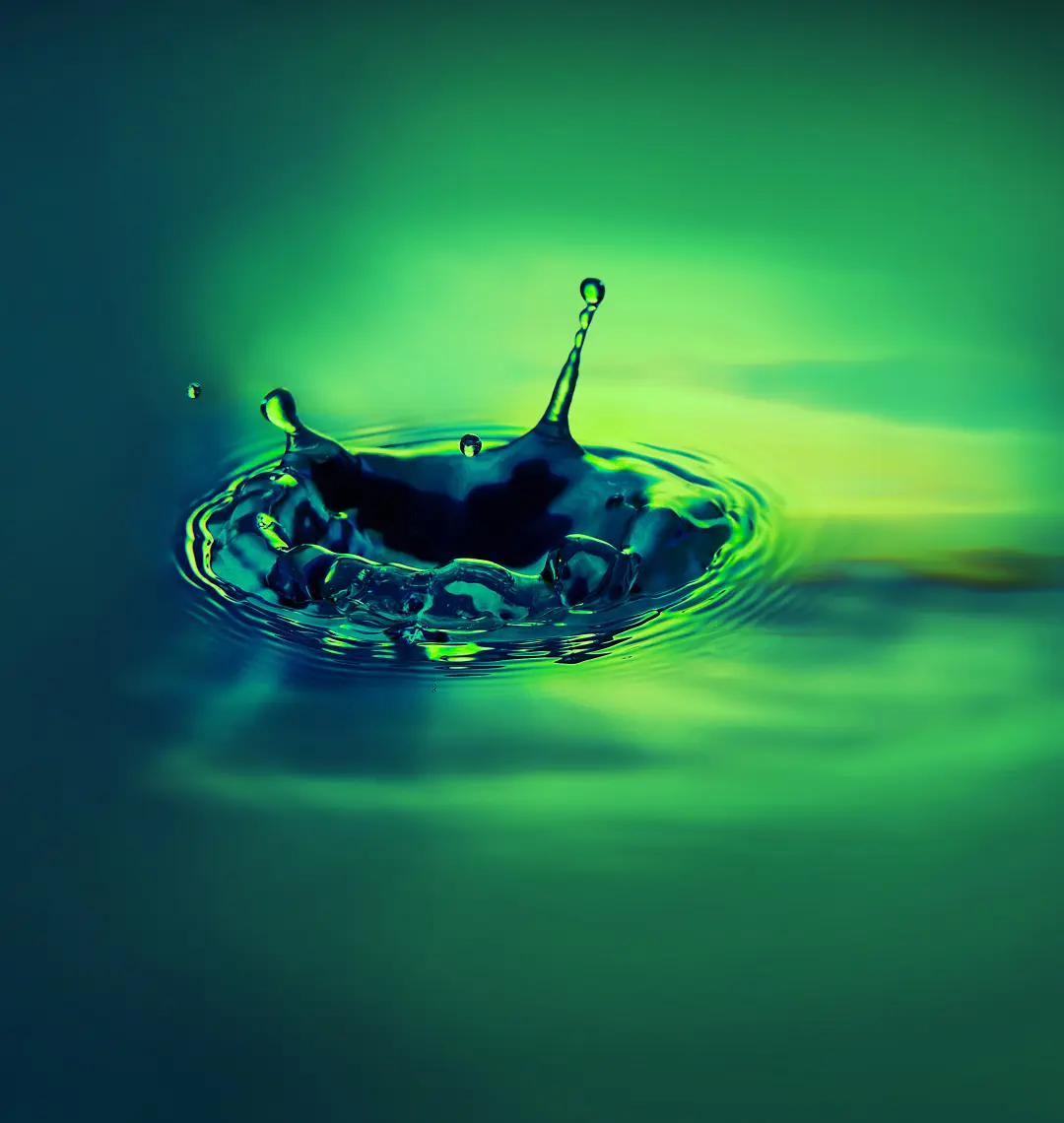 Emerald Water Splash - Related Dope Wallpapers wallpaper