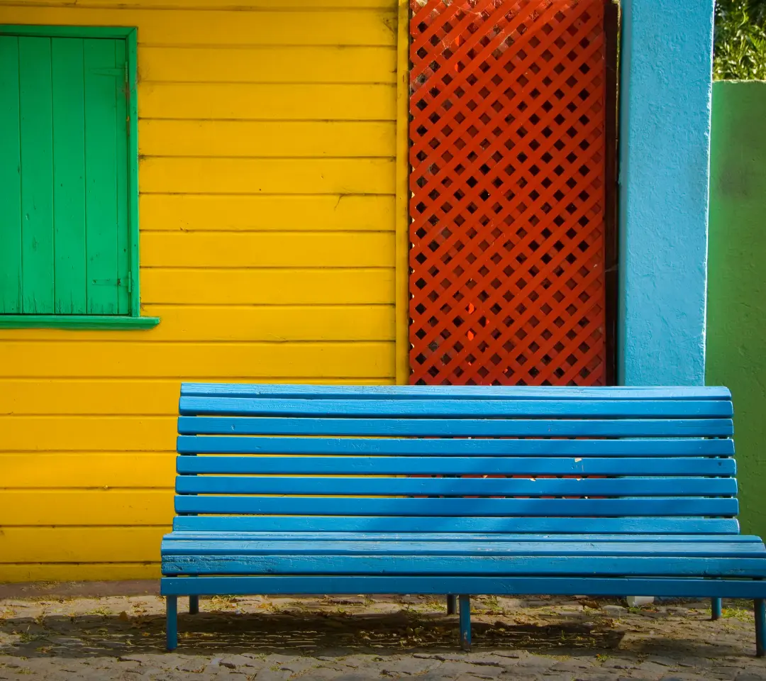 Vibrant Beachside Scene - Related 4K Wallpapers wallpaper
